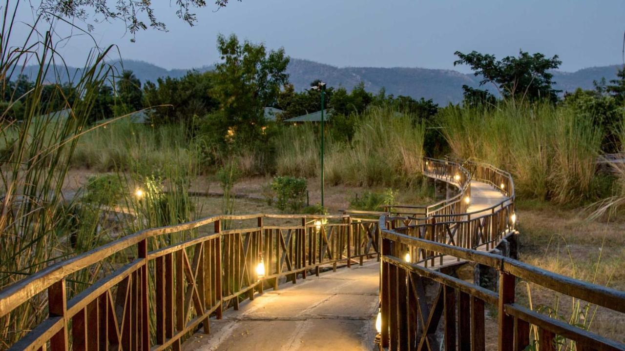 Vanaashrya Resort And Spa Sariska Tehla Extérieur photo