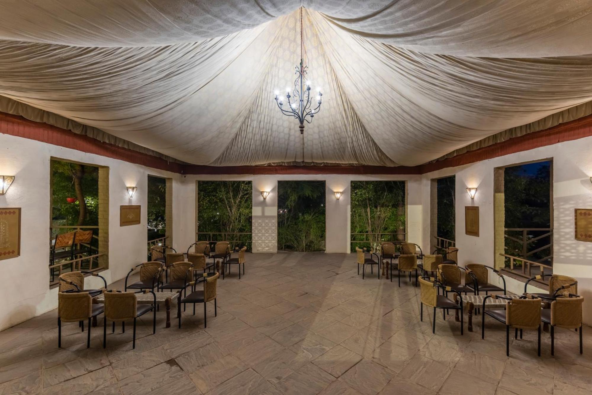 Vanaashrya Resort And Spa Sariska Tehla Extérieur photo